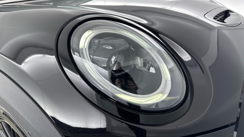 MINI Hatchback 135kW Cooper S Shadow Edition 33kWh 3dr Auto Electric Hatchback